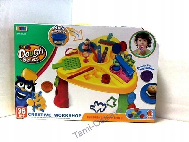 Hrací stůl dětský na modelování plastelíny.